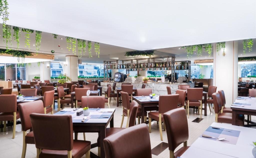 هتل ای وان نیو وینگ